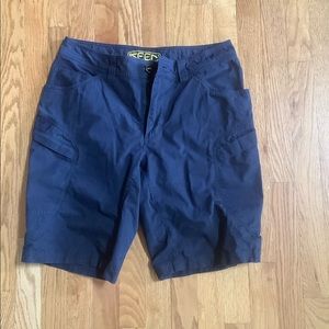 Men’s Keen Outdoor Adventure Hiking Shorts size 32